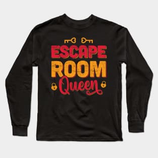 Escape Room Queen Puzzle Game Escaping Team graphic Long Sleeve T-Shirt